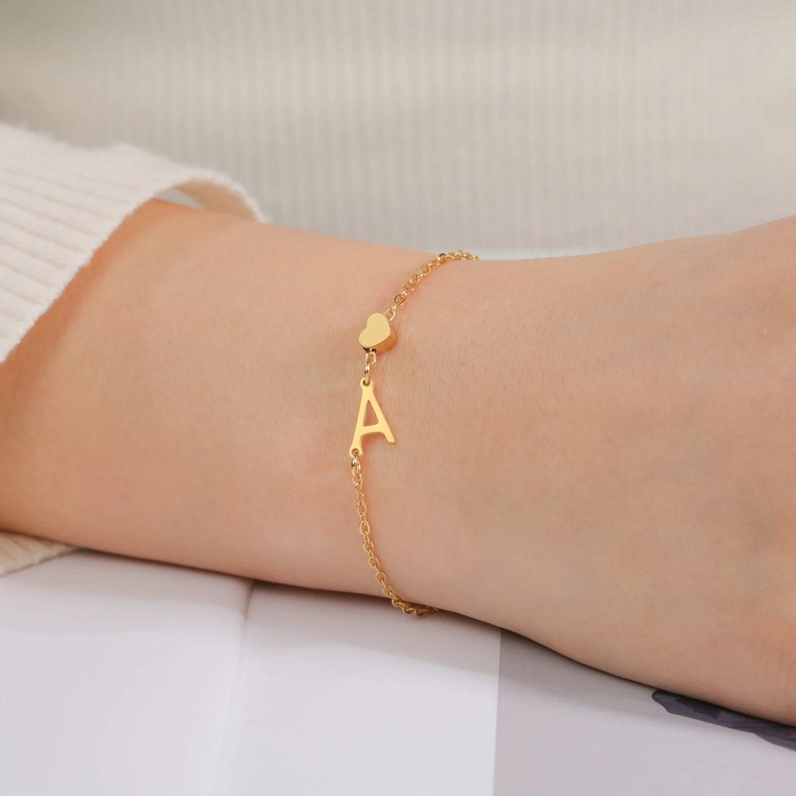 Cazador Initial Letter Bracelet with Mini Heart